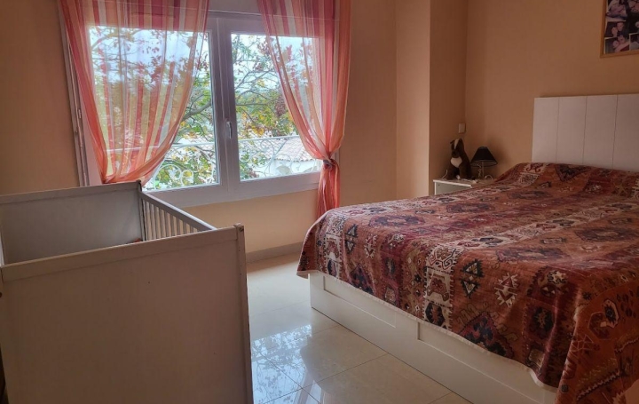 Maison MONTAGNAC (34530)  190 m2 448 000 € 