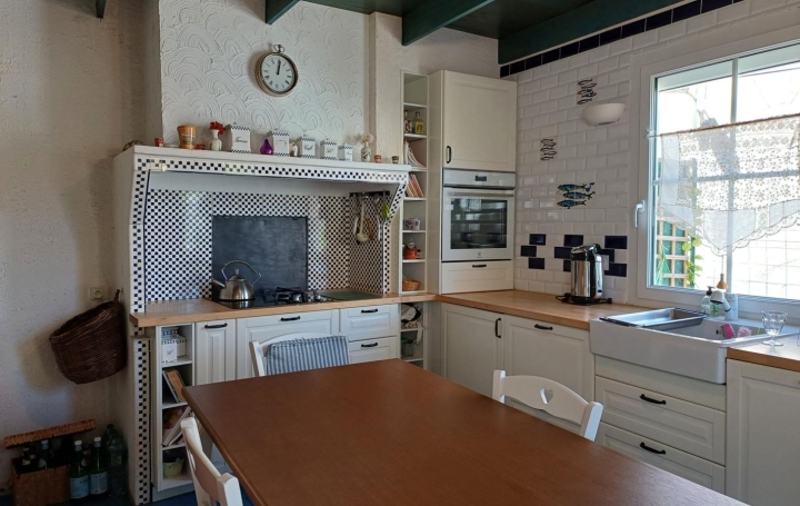 Maison de ville MONTAGNAC (34530)  110 m2 219 000 € 