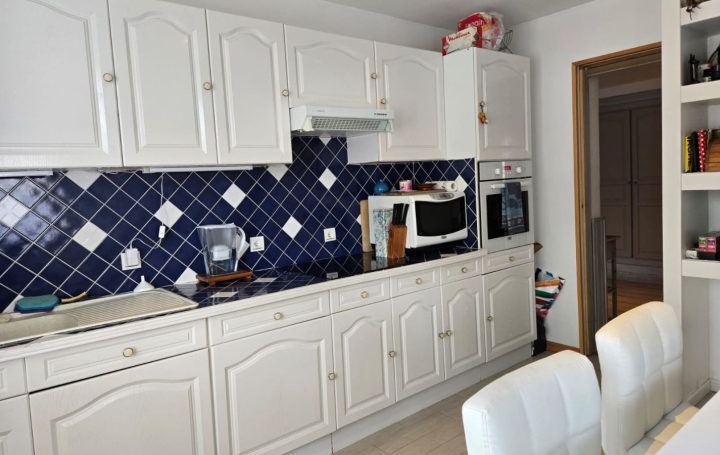 5 Pièces BEZIERS (34500)  115 m2 215 000 € 