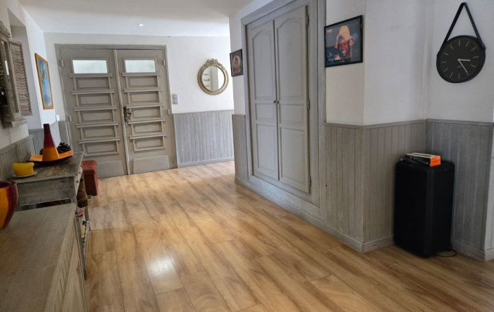 5 Pièces BEZIERS (34500)  115 m2 215 000 € 