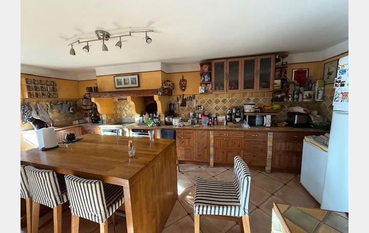 Maison ADISSAN (34230)  150 m2 260 000 € 