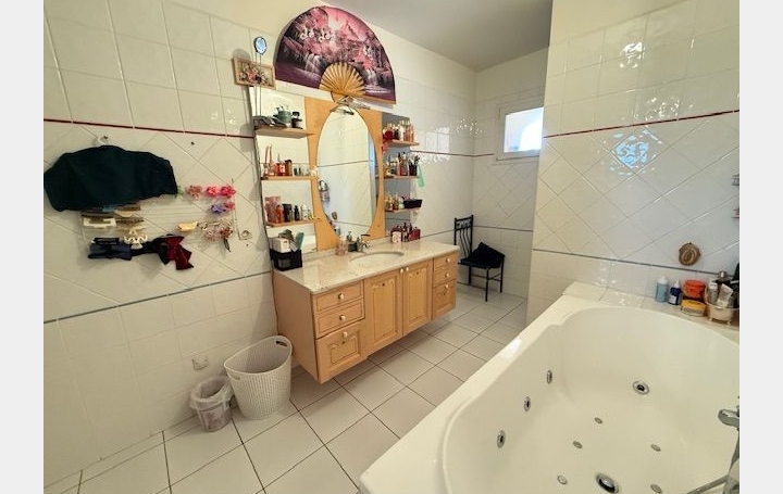 Maison ADISSAN (34230)  150 m2 260 000 € 