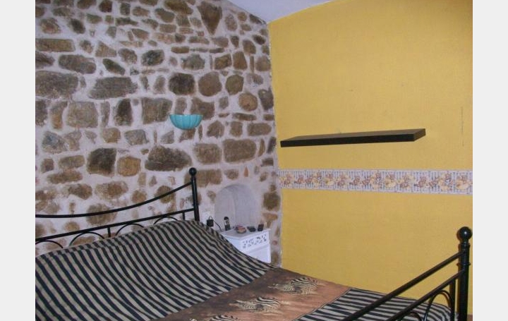 Réseau Immo-diffusion : Maison de village  NEBIAN  100 m2 160 000 € 