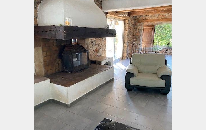 Propriété VILLEVEYRAC (34560)  230 m2 552 000 € 