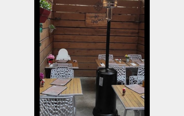 Local commercial MEZE (34140)  47 m2 155 000 € 