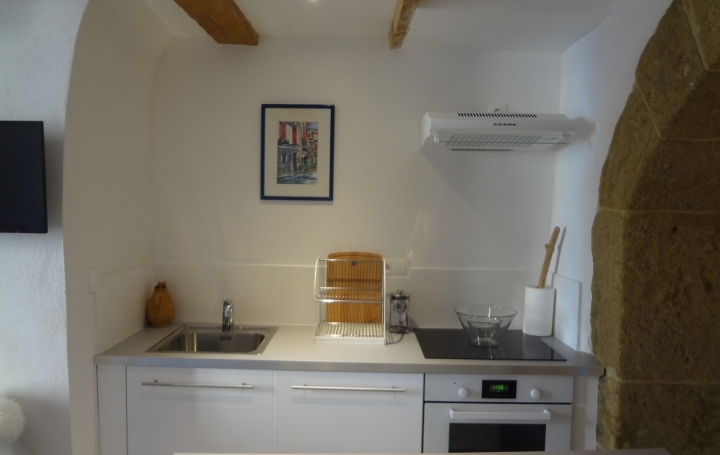 Maison de village MEZE (34140)  85 m2 336 000 € 