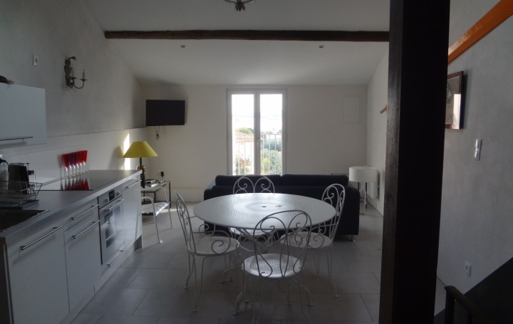 Maison de village MEZE (34140)  85 m2 336 000 € 