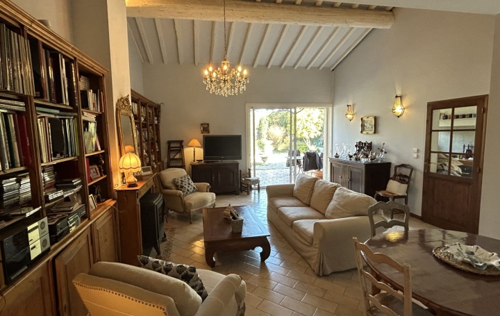 Villa MONTBAZIN (34560)  130 m2 450 000 € 