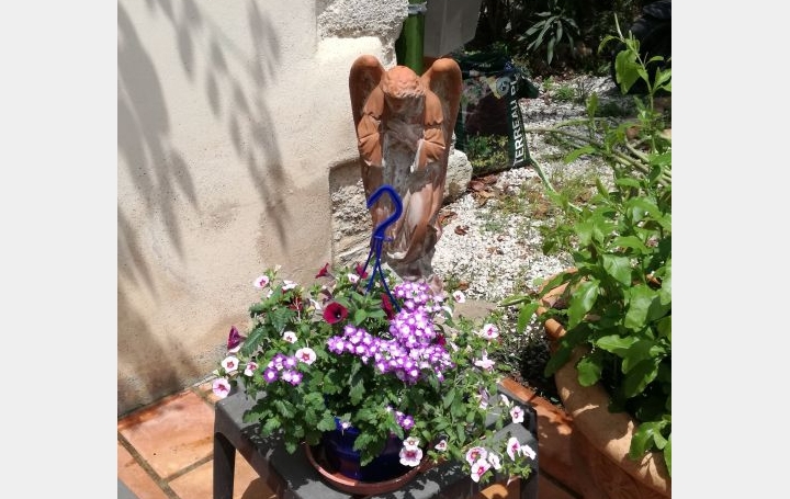 Villa MONTBAZIN (34560)  130 m2 450 000 € 