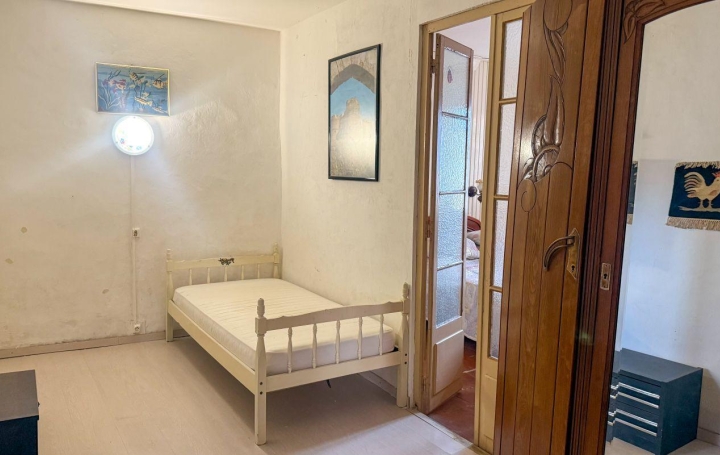 Maison de ville MEZE (34140)  135 m2 299 000 € 