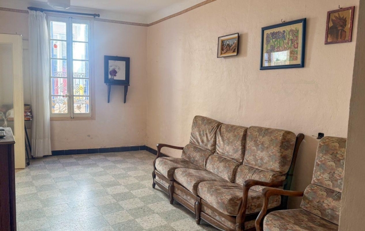 Maison de ville MEZE (34140)  135 m2 299 000 € 