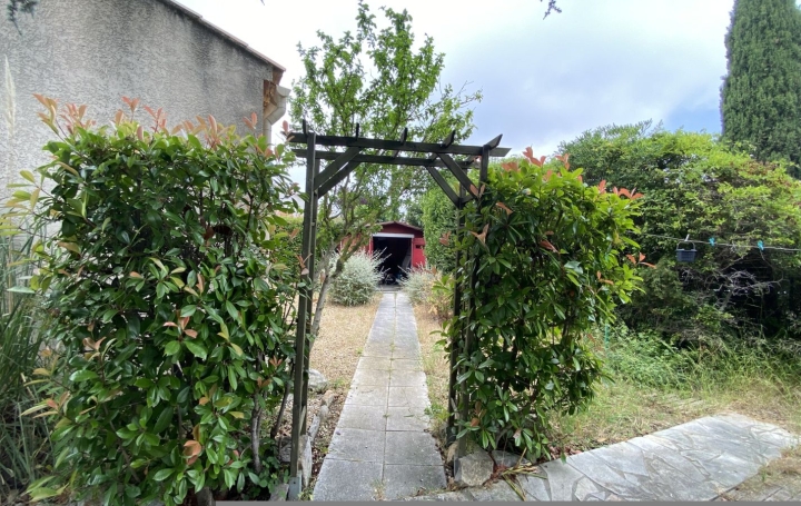 Villa MEZE (34140)  70 m2 340 000 € 