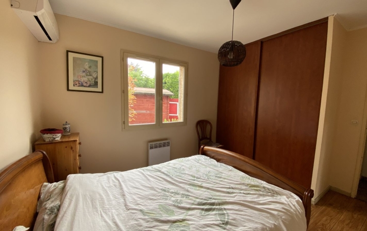 Villa MEZE (34140)  70 m2 340 000 € 