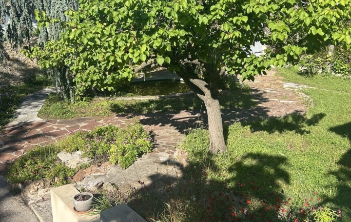 Villa MEZE (34140)  86 m2 449 000 € 