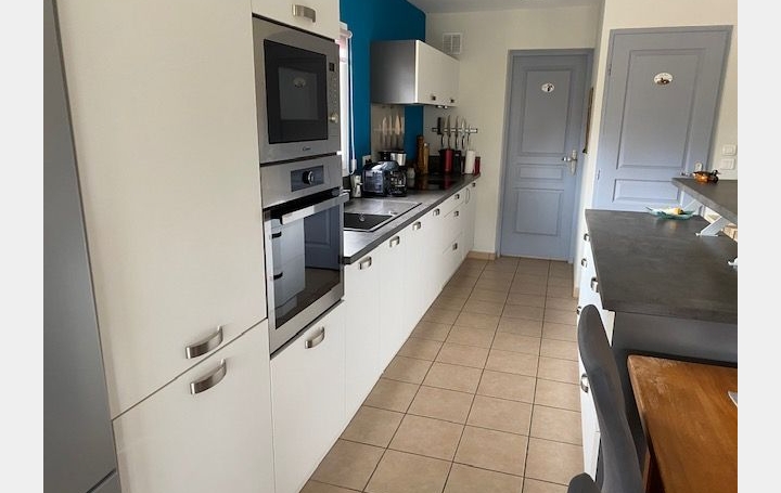 Villa MEZE (34140)  110 m2 393 000 € 