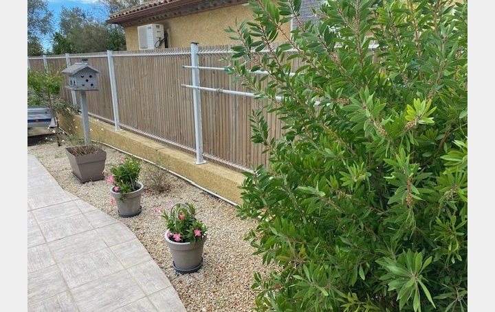 Villa MEZE (34140)  110 m2 393 000 € 