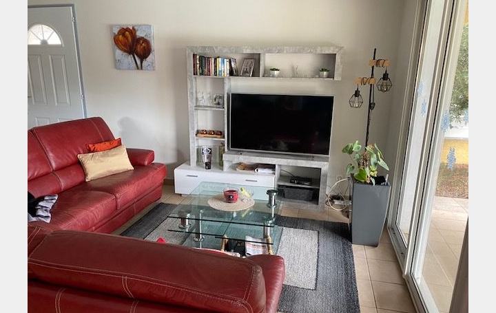 Villa MEZE (34140)  110 m2 393 000 € 