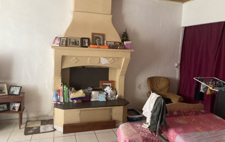Immeuble NARBONNE (11100)  180 m2 118 800 € 