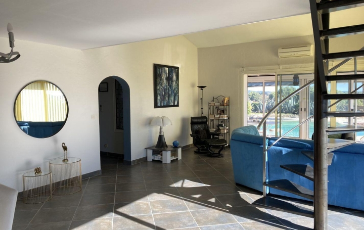 Propriété NARBONNE (11100)  275 m2 888 000 € 