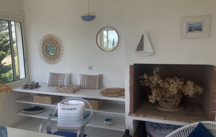 Propriété NARBONNE (11100)  275 m2 888 000 € 