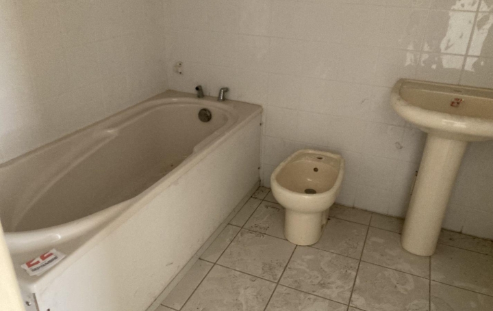 Immeuble BEZIERS (34500)  566 m2 515 000 € 