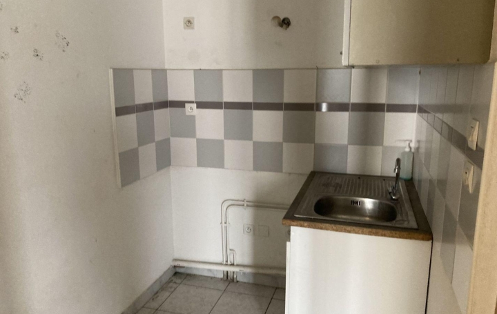 Immeuble BEZIERS (34500)  566 m2 515 000 € 