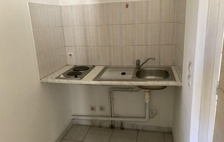 Immeuble BEZIERS (34500)  566 m2 515 000 € 