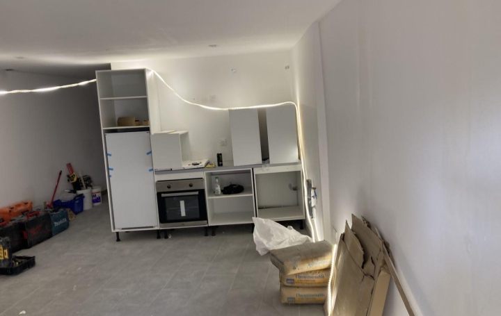 Immeuble BEZIERS (34500)  288 m2 420 000 € 