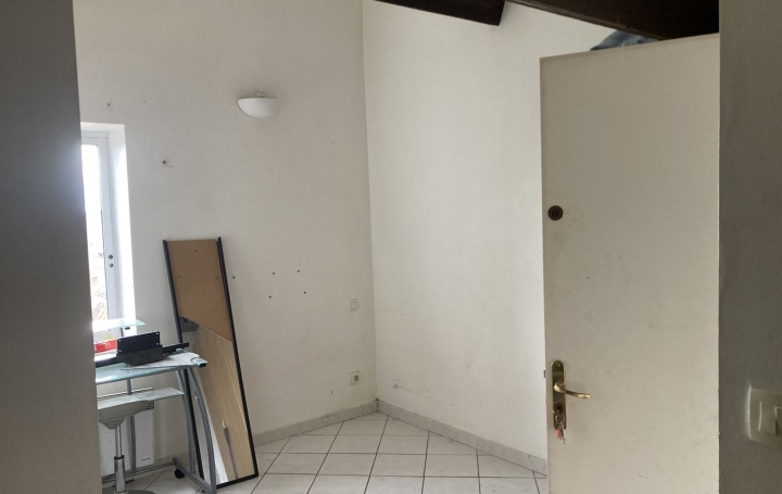Immeuble BEZIERS (34500)  108 m2 145 800 € 