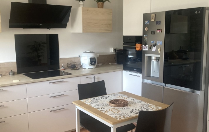 Villa CAPESTANG (34310)  93 m2 299 000 € 