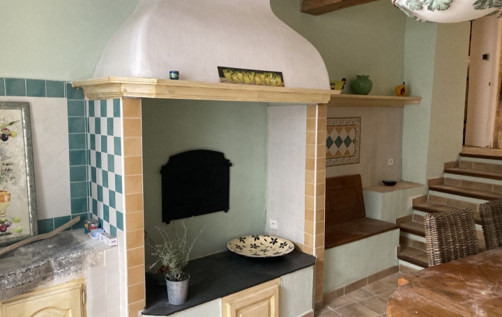 Maison de village BAGES (11100)  155 m2 443 000 € 