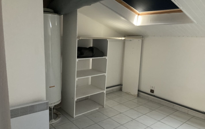 4 Pièces BAGES (11100)  73 m2 263 750 € 