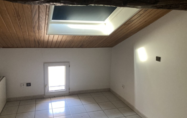 4 Pièces BAGES (11100)  73 m2 263 750 € 