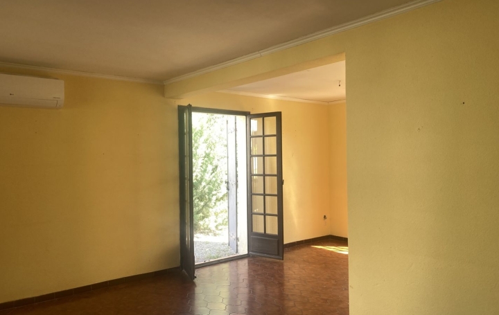 Villa NARBONNE (11100)  200 m2 242 650 € 