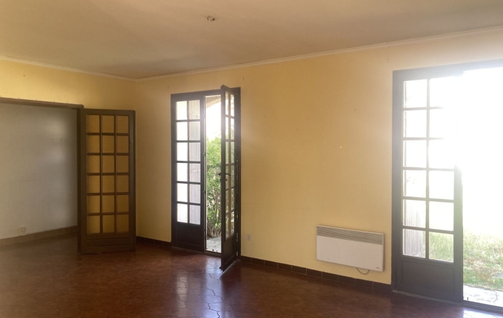 Villa NARBONNE (11100)  200 m2 242 650 € 