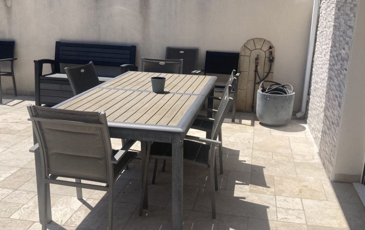 Villa NARBONNE (11100)  170 m2 480 000 € 