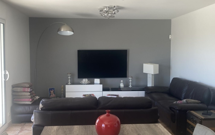 Villa NARBONNE (11100)  170 m2 480 000 € 