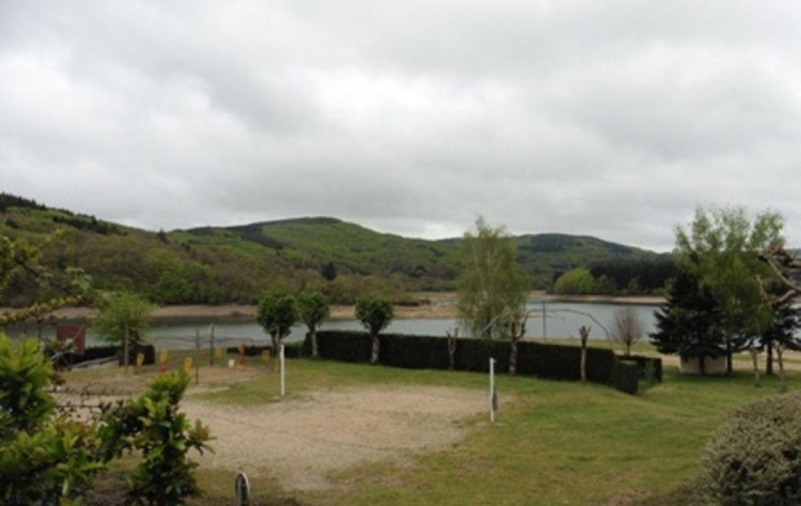 Maison MURAT-SUR-VEBRE (81320)  300 m2 16 200 € 