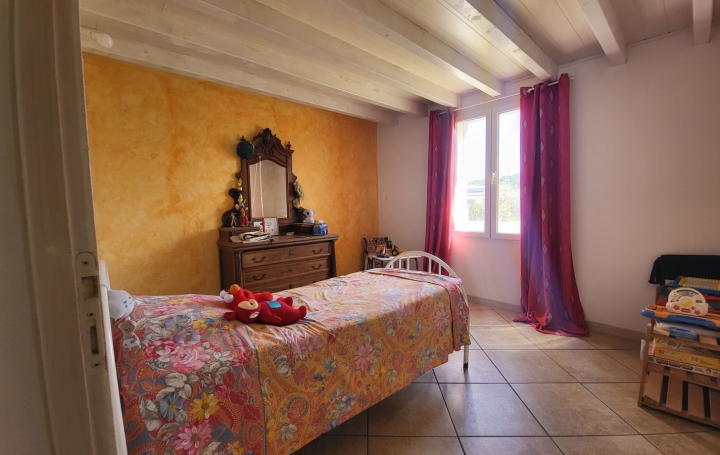 Maison LAURENS (34480)  154 m2 449 000 € 