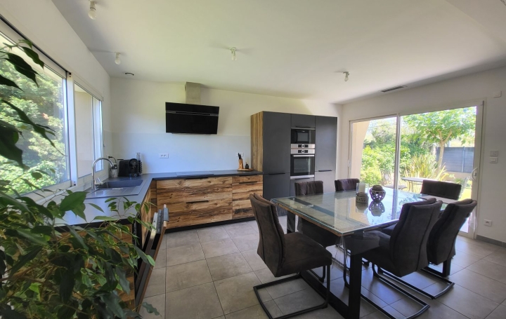 Villa PORTIRAGNES-PLAGE (34420)  100 m2 415 000 € 