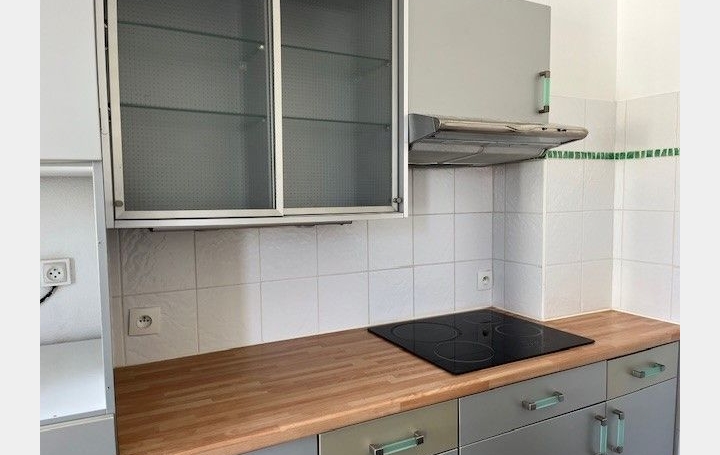 2 Pièces MARSEILLAN (34340)  38 m2 560 € 