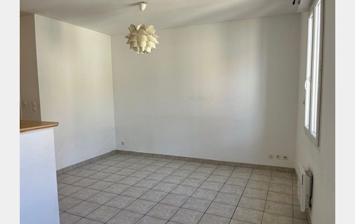 2 Pièces MARSEILLAN (34340)  38 m2 560 € 