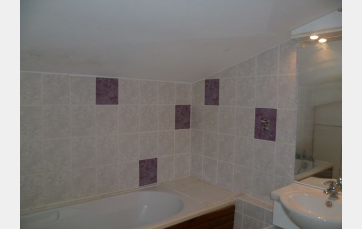 Immeuble MARSEILLAN (34340)  179 m2 313 000 € 