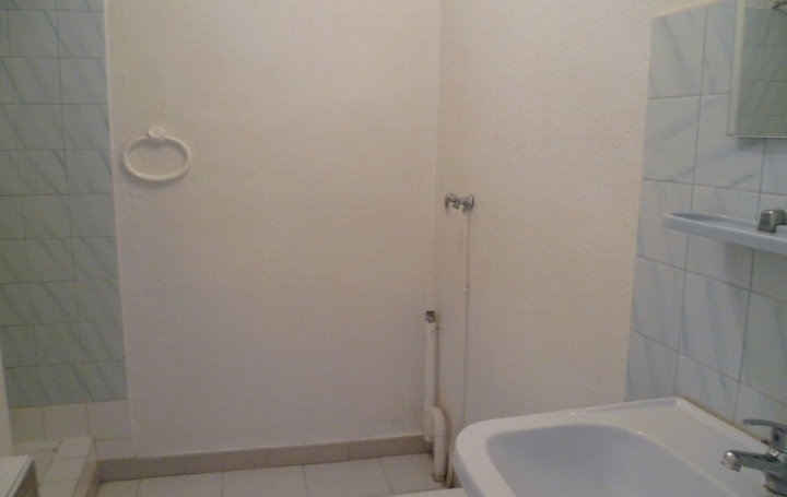 3 Pièces MARSEILLAN (34340)  53 m2 142 000 € 