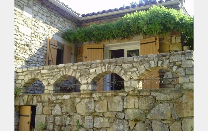 Réseau Immo-diffusion : Maison  MONTCLUS  100 m2 600 € 