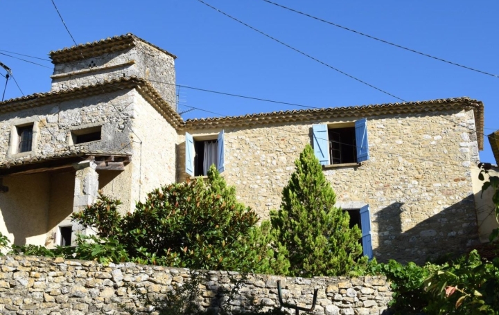 Maison GOUDARGUES (30630)  180 m2 392 000 € 