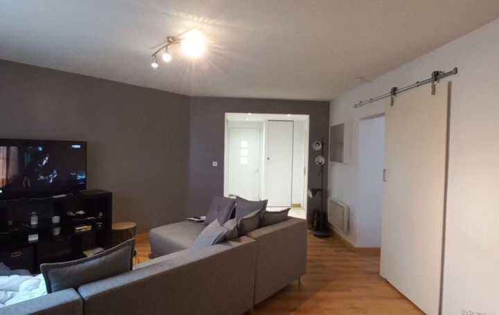 Réseau Immo-diffusion : Appartement P3  BAGNOLS-SUR-CEZE  70 m2 104 500 € 