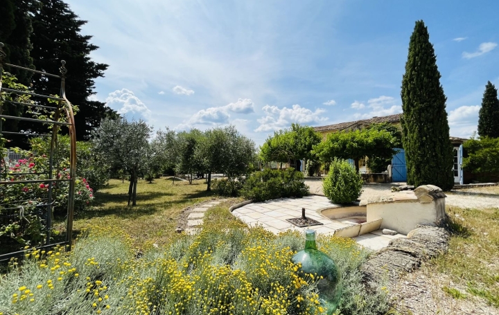 Mas GOUDARGUES (30630)  136 m2 485 000 € 