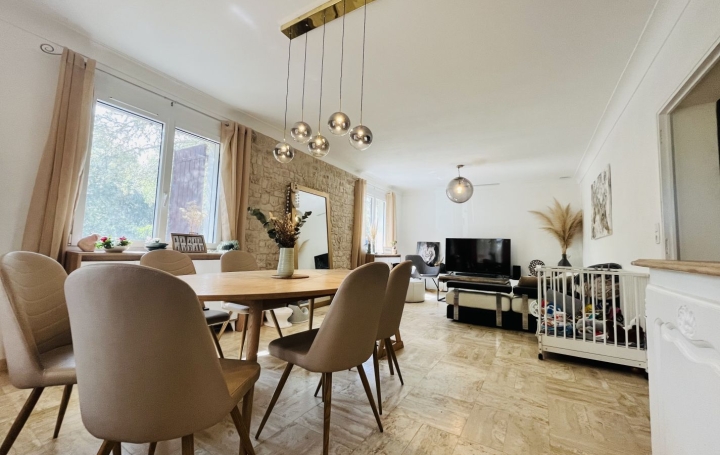 Villa GOUDARGUES (30630)  126 m2 371 000 € 