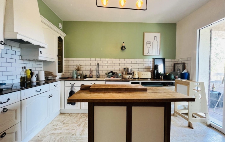 Maison GOUDARGUES (30630)  126 m2 290 000 € 